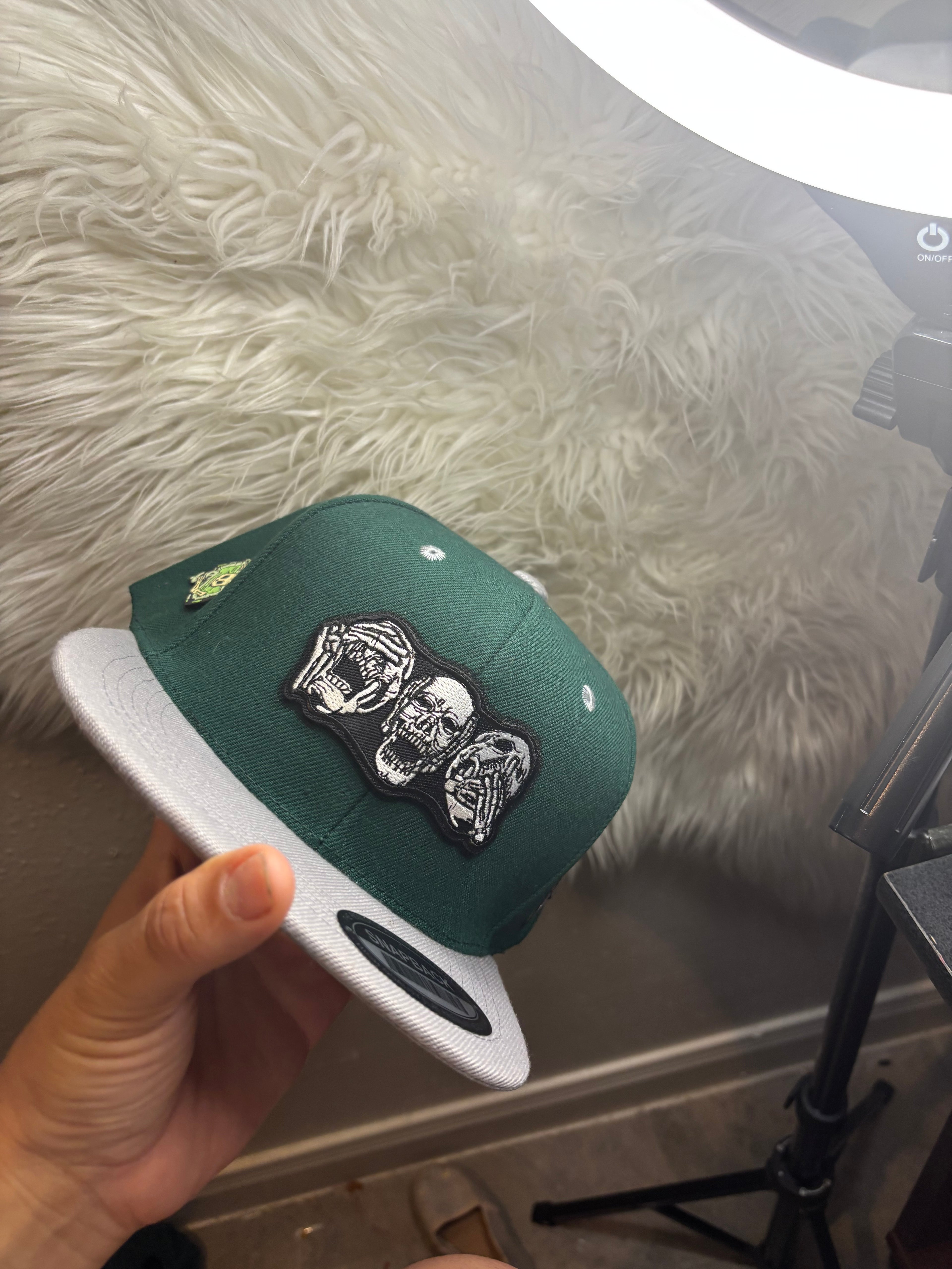 Green skulls custom hat
