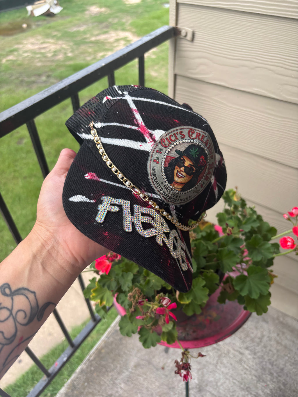 Custom  chain hat