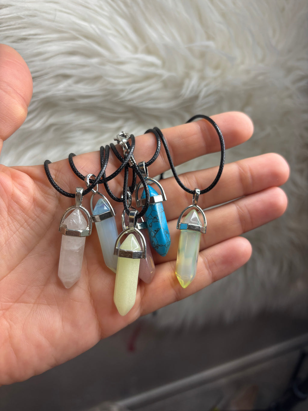 Random crystal necklace