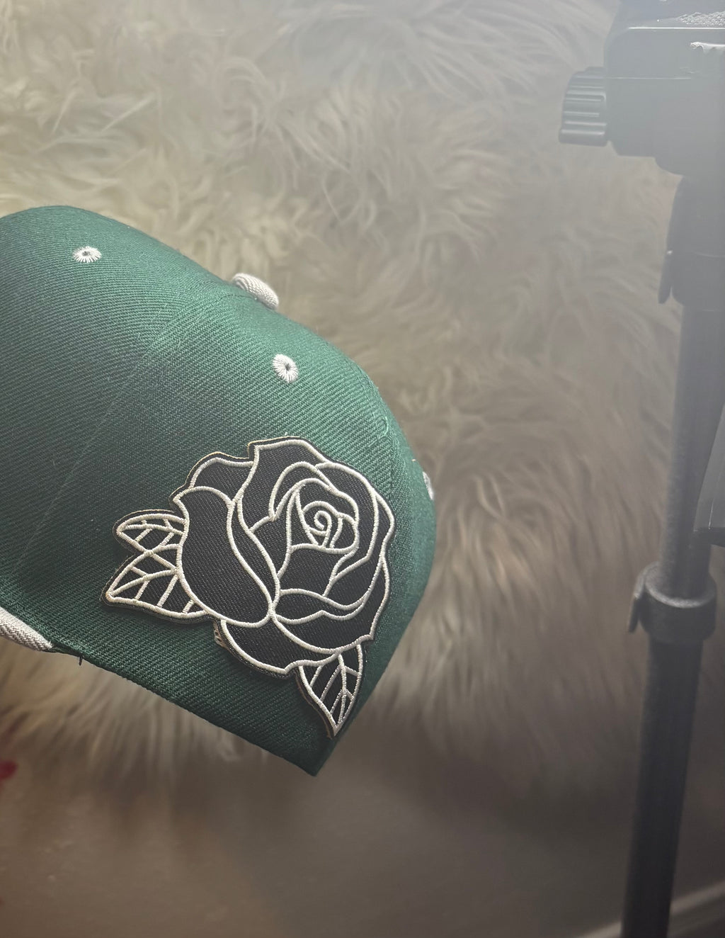 Green skulls custom hat