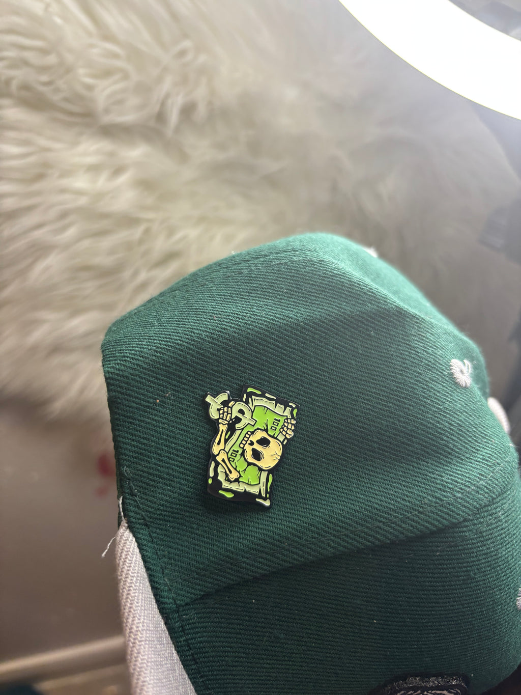 Green skulls custom hat