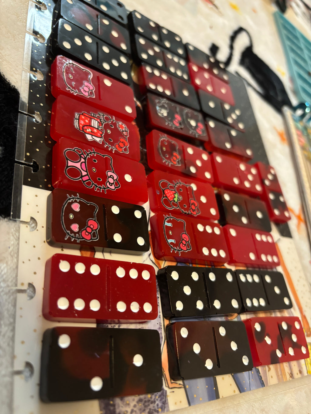 Custom hello kitty dominos