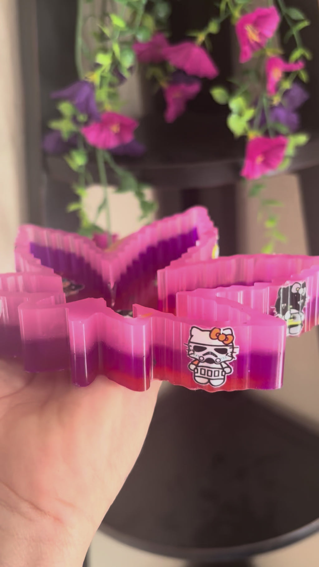 Custom hello kitty ashtray